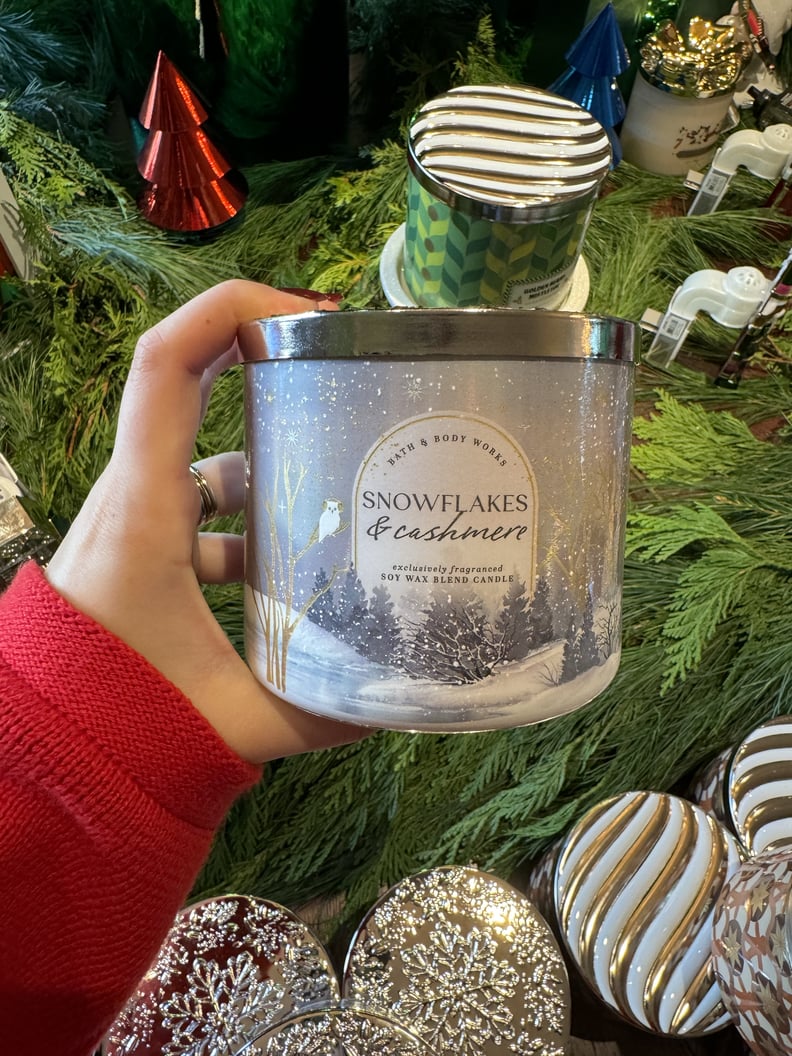 Bath & Body Works Snowflakes & Cashmere Single-Wick Candle